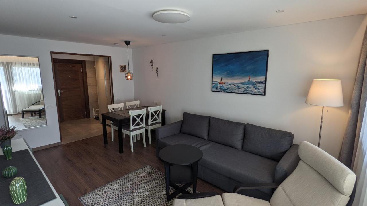 Cervinia Apartment 2121 - Ski & Mountain Panorama เบรยล์-แชร์วิเนีย ภายนอก รูปภาพ