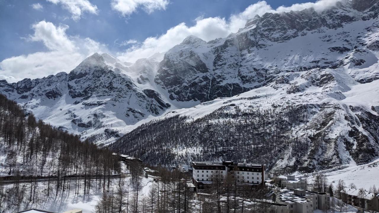 Cervinia Apartment 2121 - Ski & Mountain Panorama เบรยล์-แชร์วิเนีย ภายนอก รูปภาพ